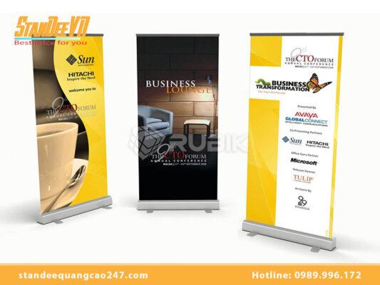 Kích thước standee cuốn bao nhiêu là phù hợp?