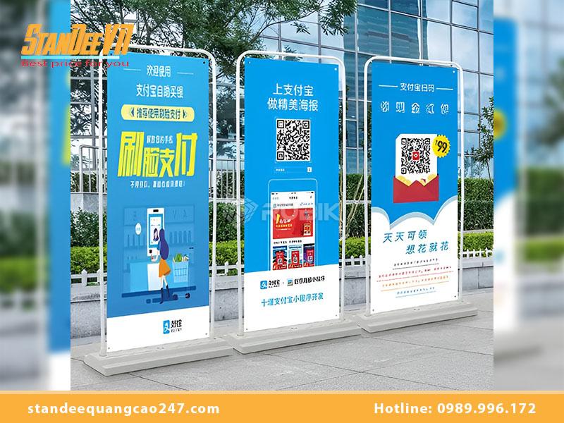 mau-standee-ngoai-troi-dep-2