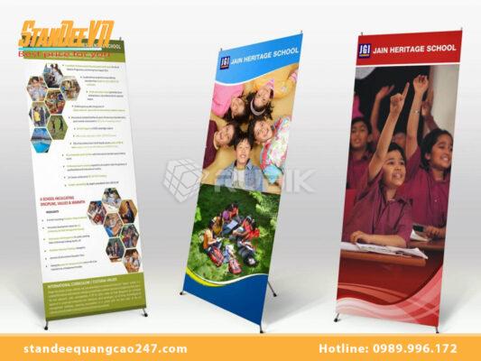 Mẫu standee tuyển dụng ấn tượng & chuyên nghiệp