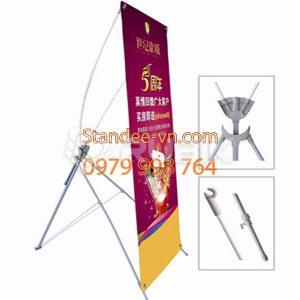 Standee chữ X cường lực