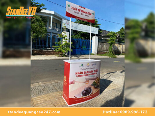 Quầy bán hàng vỉa hè